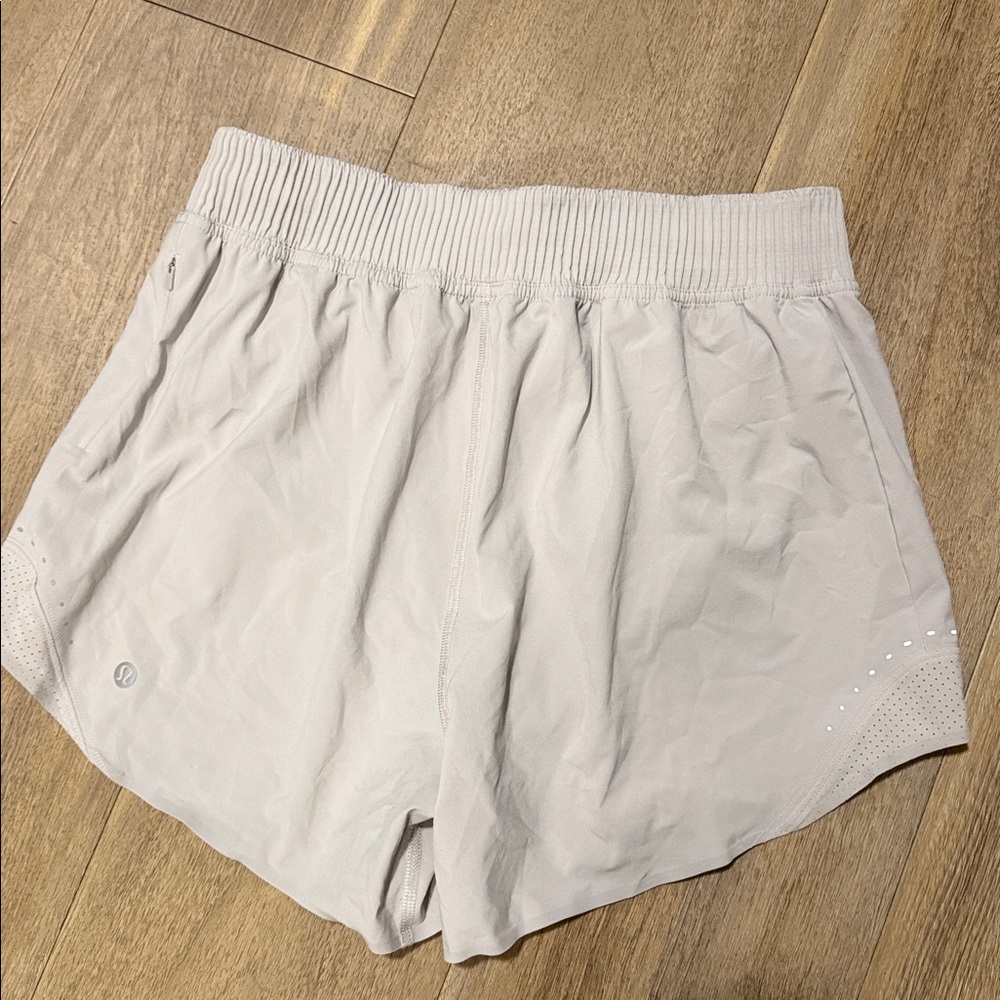 Lululemon Hotty Hot Highrise Special Edition Shorts - Picture 7 of 8